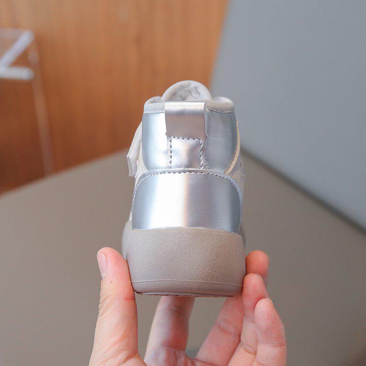 Wodoodporne Zimowe Buty Śniegowce dla Dziewcząt, Edycja 2025 - Ciepłe, Wyściełane Aksamitem, Gruba Bawełna, Rozmiary Średnie i Duże