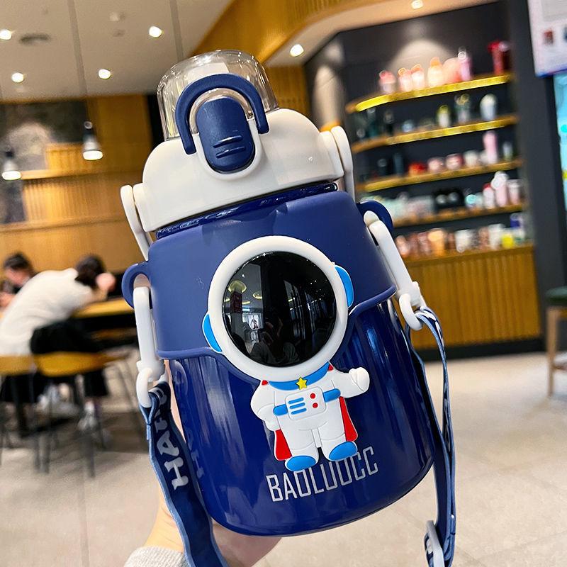 

Astronaut Childrens Thermos Mug 316 Straw Cup Large Capacity Portable Big Belly Cup for Boys Girls School 850ML