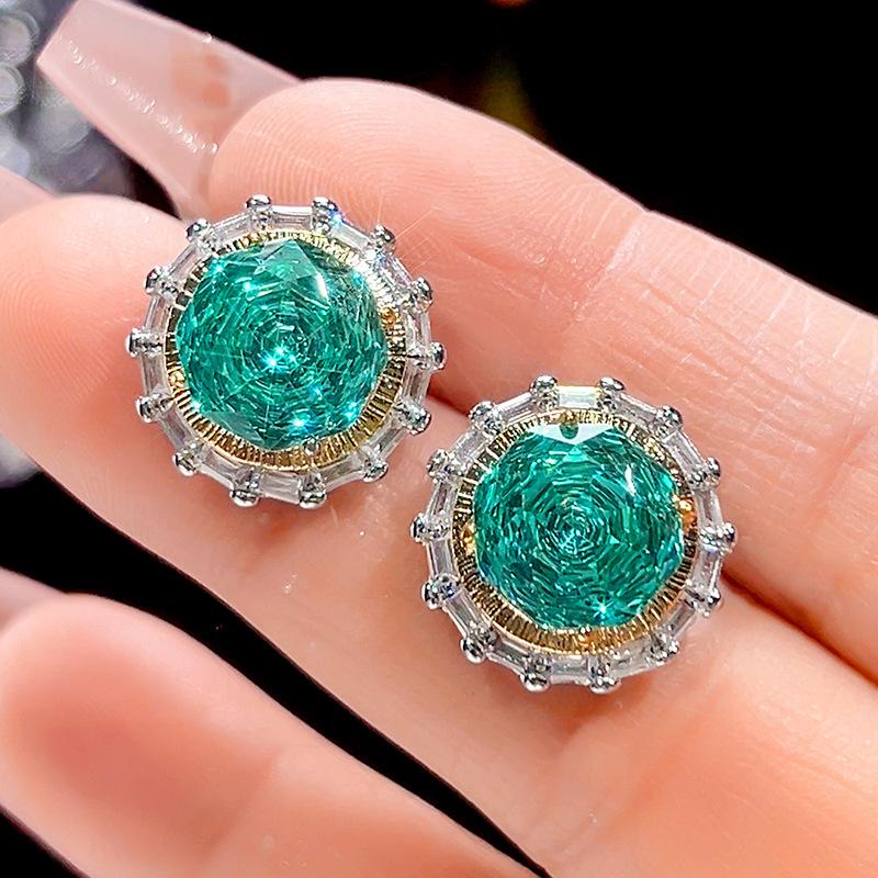 

Ювелирные изделия Медное основание Позолоченное Имитация Тысячелетия Пара Зеленый Круглый Набор Главный камень 14-10 мм