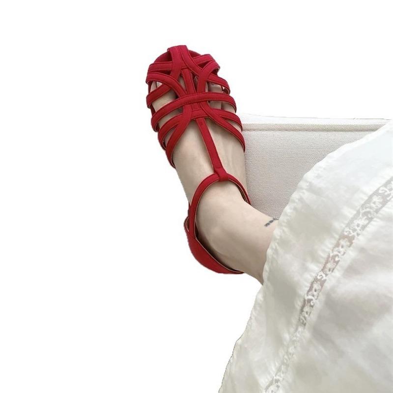 Soft-soled retro woven baotou sandals women's fashion flat-soled student pig cage shoes tide