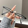 Vintage Pochromiczne Okulary Półramkowe dla Mężczyzn Blokujące Światło Niebieskie Zmieniające Kolor Prostokątne Okulary Komputerowe
