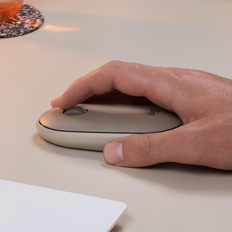

Logitech PEBBLE M350 Silent Wireless Mouse