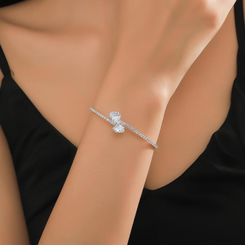 Shining Rhinestone Heart Collar Choker Necklace For Women Open Collar Necklace Torque Party Wedding Jewelry Gifts