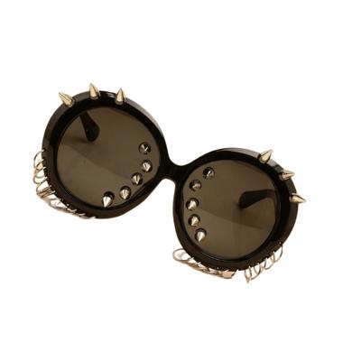 Punk Spikes Sunglasses Practical Impact Resistant PC Lens Bold Fashion Statement For Music Festivals Daily Wear