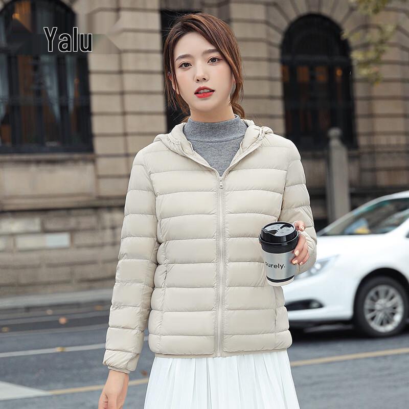 Yalu Women's Lightweight Hooded Short Down Jacket