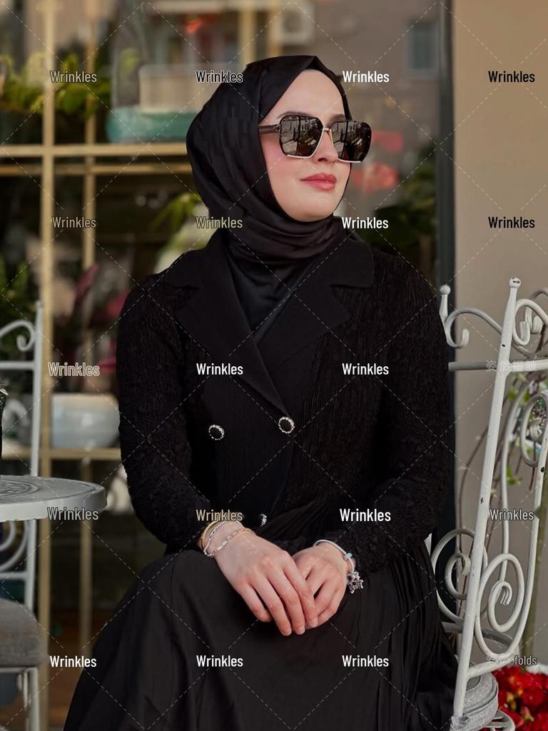 Elegant Black Plus Size Midi Dress with Miyake Pleats