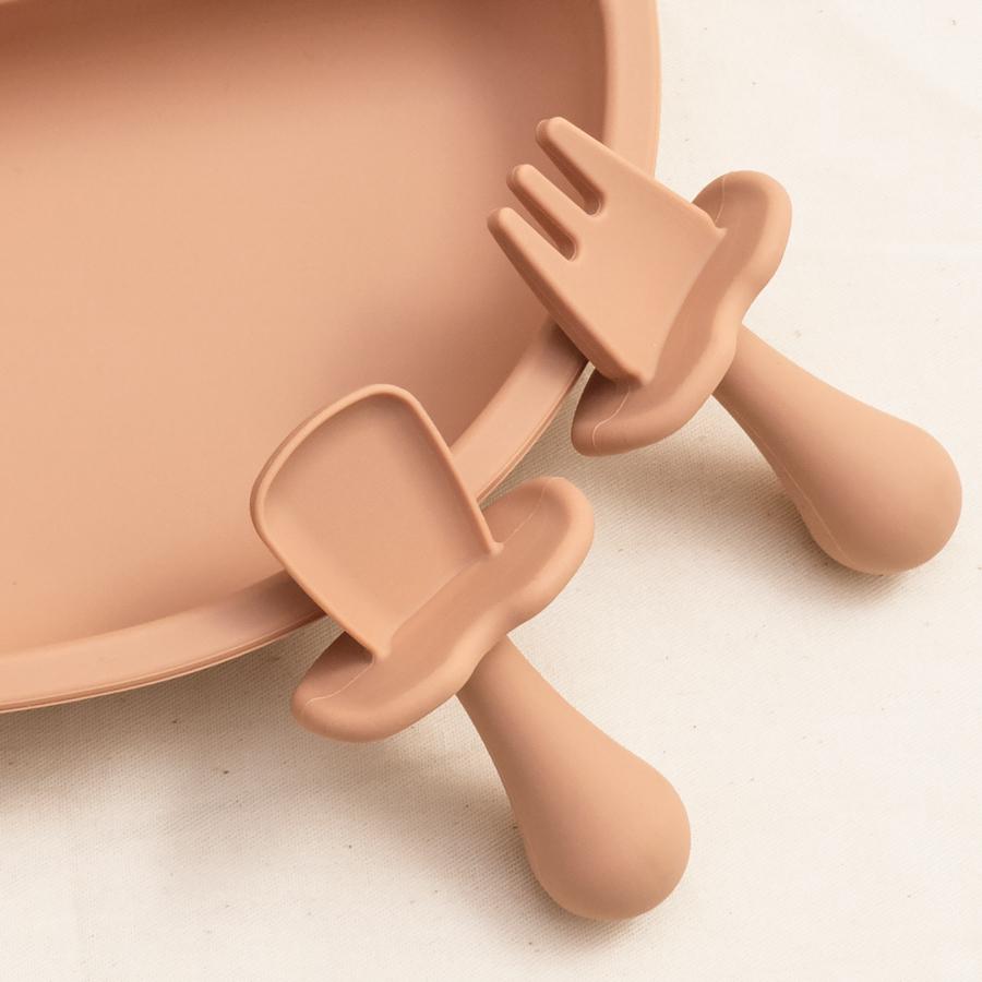 

Новый цвет детской посуды, силиконовая детская тарелка, тарелка с улыбкой для новорожденных, набор посуды, тренировочная вилка, ложка, детская