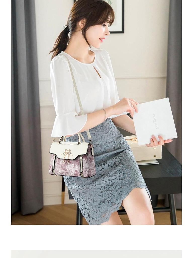 2025 Trendy Women's Korean Style Diamond Pattern Small Crossbody Handbag