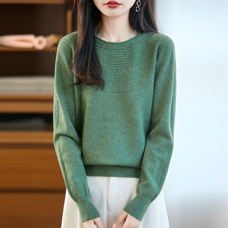 The New Autumn and Winter Style of Rolled-up Round-neck Loose-fitting Pullover Knitted Sweater with Long Sleeves Can Be Worn As A Base Layer