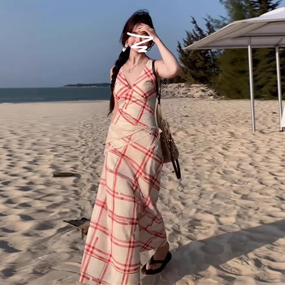 French temperament red plaid dress children's summer new seaside vacation Korean sleeveless waist pinch dress