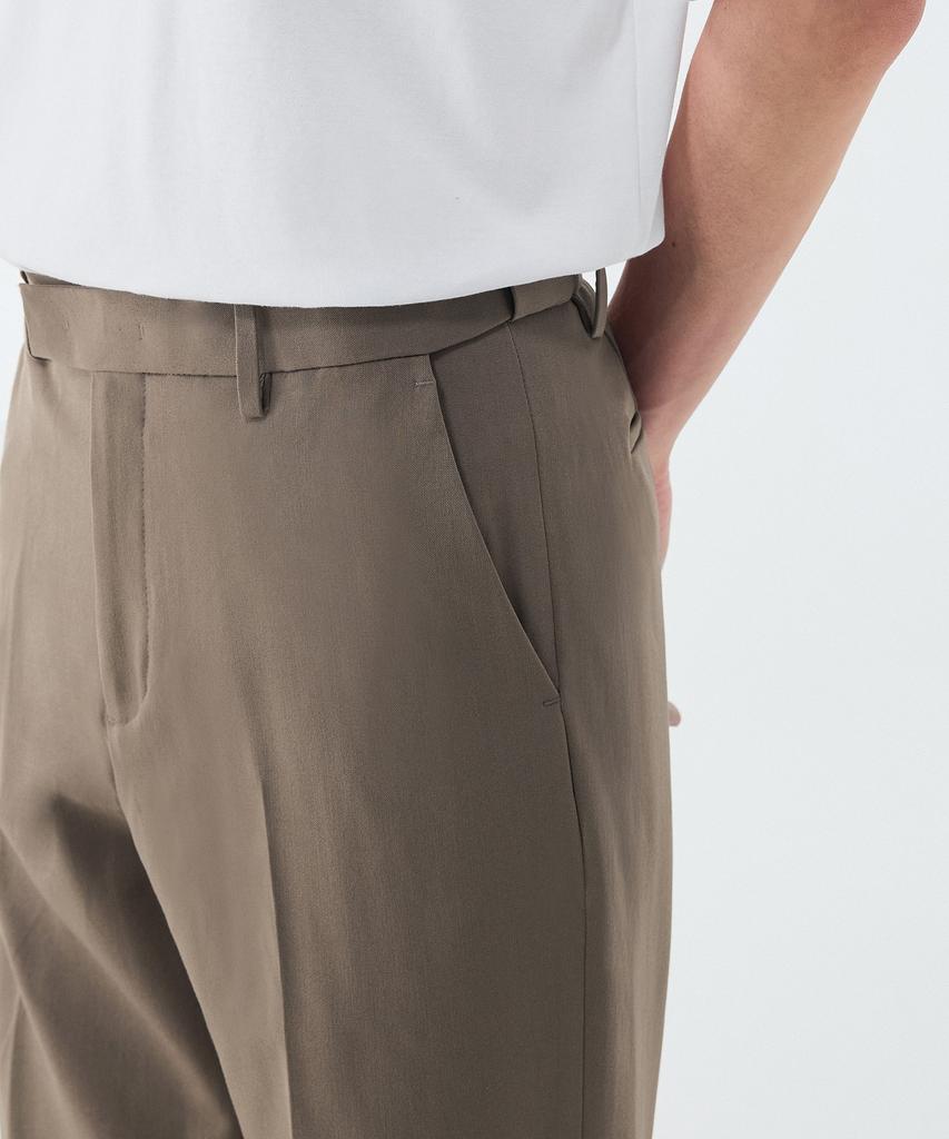 MUSINSA STANDARD Relaxed Tapered Hidden Banding Crop Slacks [Dusty Beige]
