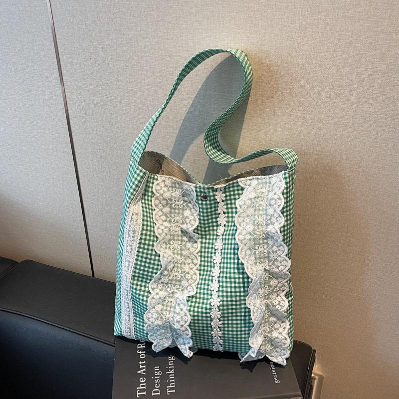Fashion girly lace sweet wind bucket bag 2025 new large capacity underarm canvas bag plaid shoulder bag