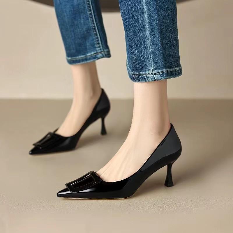 Shallow single shoes women's autumn new commuter professional four-season shoes European station pointed thin heel patent leather black high heels