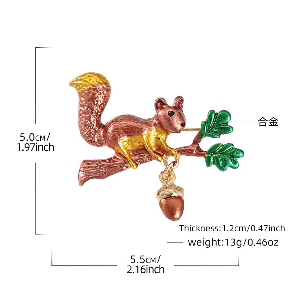 Fashion Cute Animal Squirrel Brooch Temperament Versatile Female High-end Exquisite Design Corsage Pin Clothes Accessories