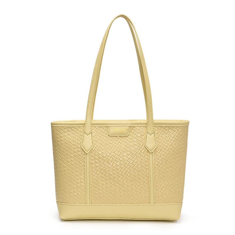 Spring and summer large-capacity commuter woven bag women's new lazy style fashion portable shoulder armpit