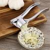 Stainless Steel Garlic Press Easy to squeeze and clean Professional kitchen tool Effortlessly crushes garlic Garlic crusher