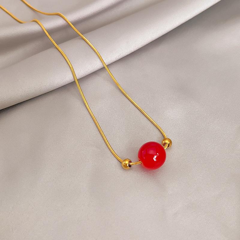 

Chinese style agate acacia bean pendant necklace, retro natal New Year s red bead necklace for women