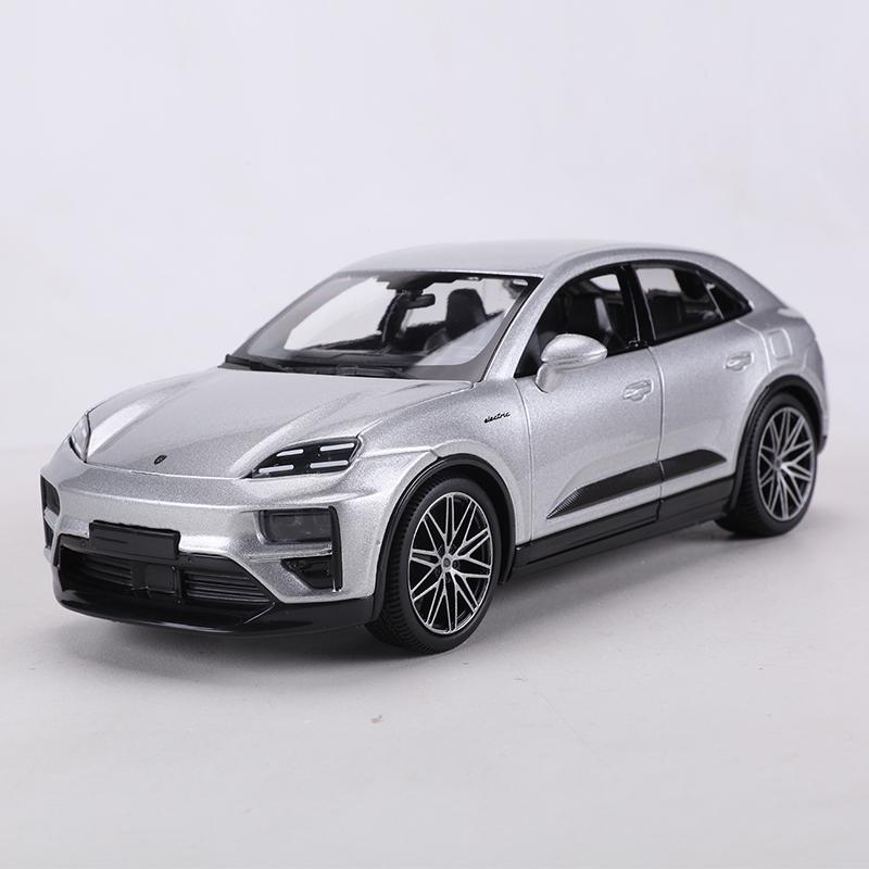 

Burago 1:24 Porsche Macan Turbo Electric Alloy Model Car серебряный