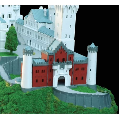 Doyusha 1/220 Western Castle Neuschwanstein Castle Color Plastic Model NSC Molded Color