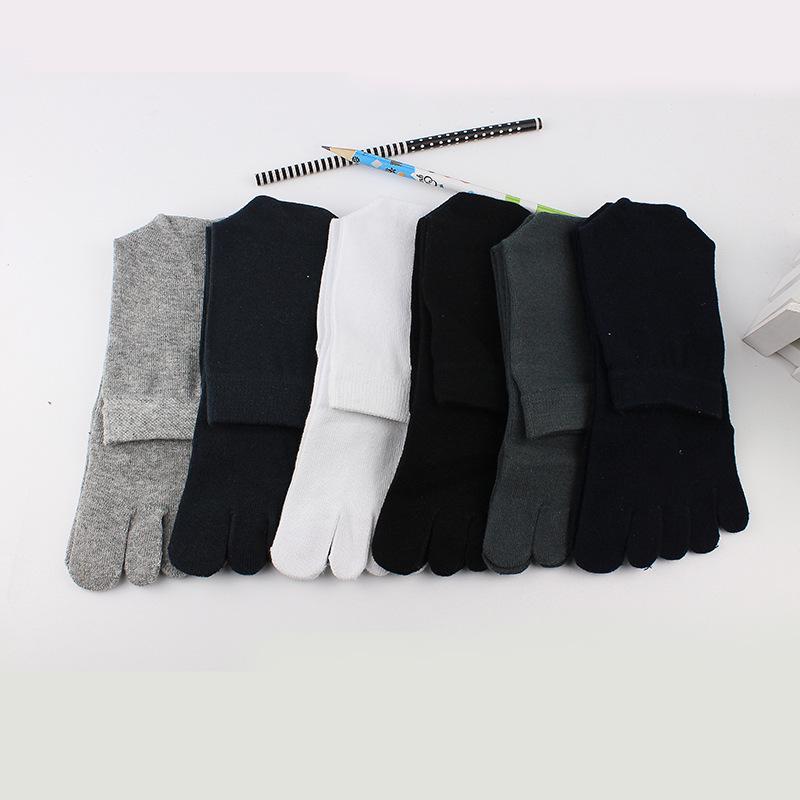 Herrstrumpor med fem tår i bomull, svettabsorberande, enfärgade, kort skaft