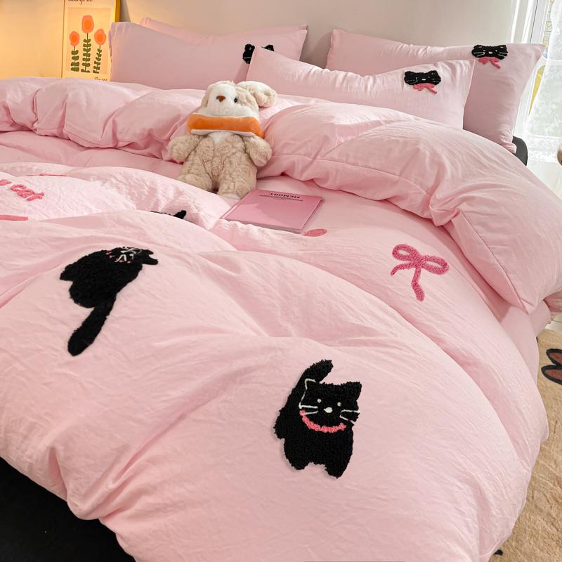 

Korean Style Pink Bedding Set Black Cat Embroidery Washed Cotton Duvet Cover Cute Cardboard Bed linen Comforter Sets Cover 150 x 200 3pcs рожевий