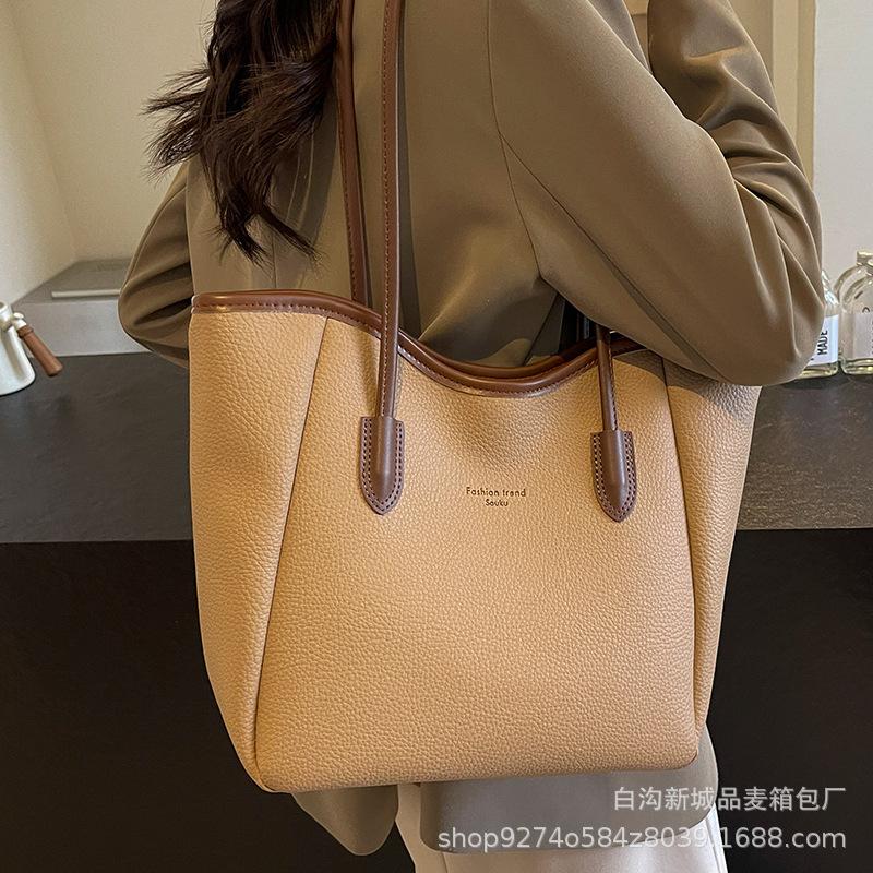 Explosive large-capacity soft-sided casual shoulder bag 2025 new retro underarm bag commuter tote bag