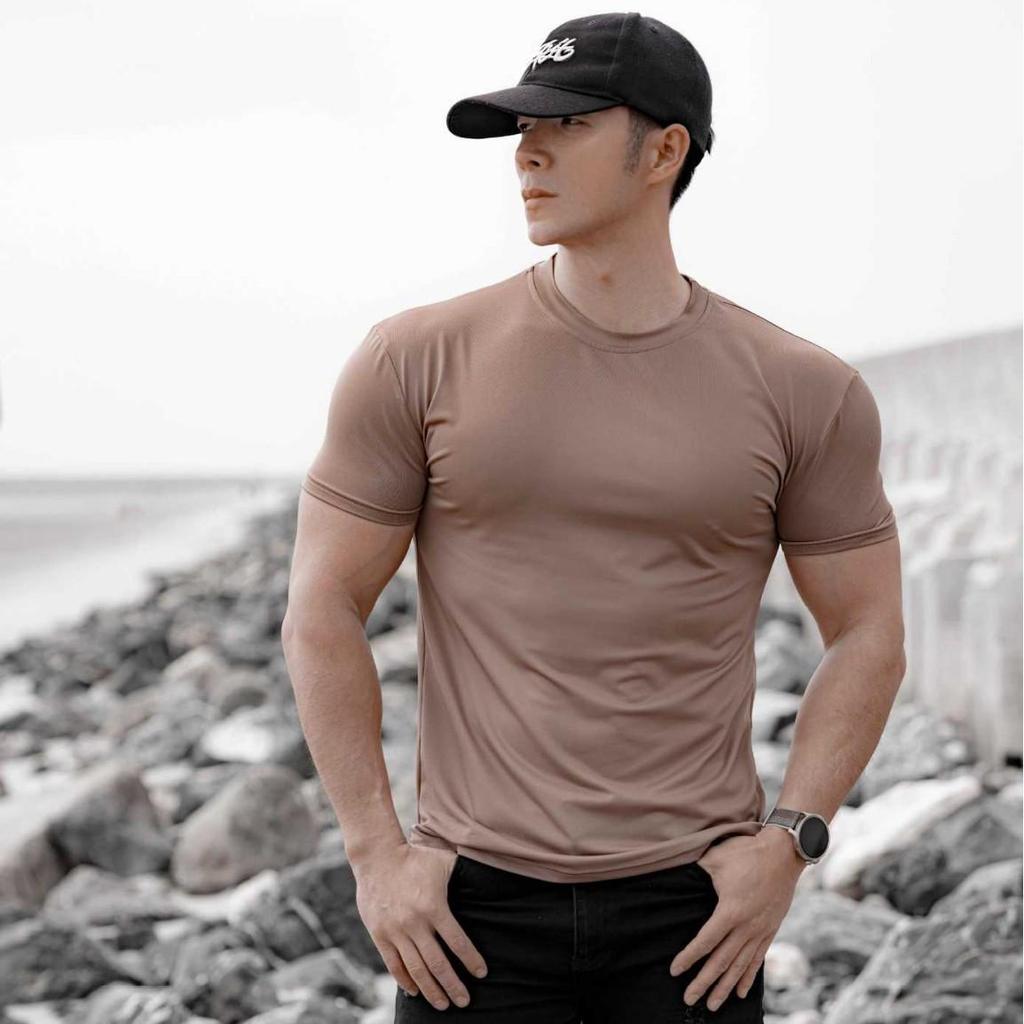 Men's Quick-Dry Short Sleeve Slim Fit Tee for Spring & Summer Sports Fitness