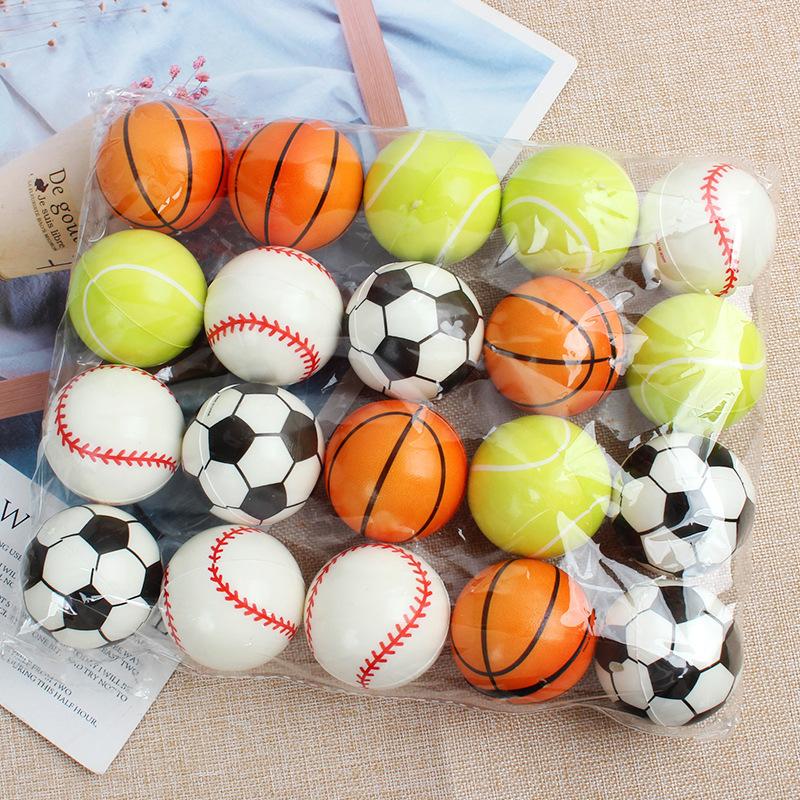 5 STK Elastisk PU Svampball Basketball Fotball Baseball Tennis Rugby Footdall Mini Dekompresjonsball Utløser Trykkleketøy