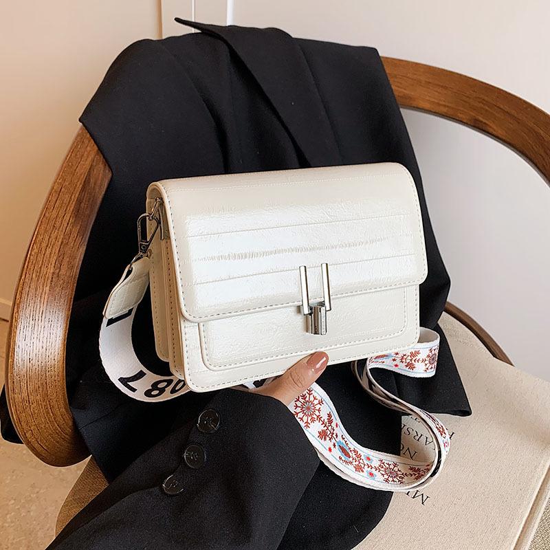 Fashion Small Square Bag Women's New Versatile Chain Shoulder Messenger Bag