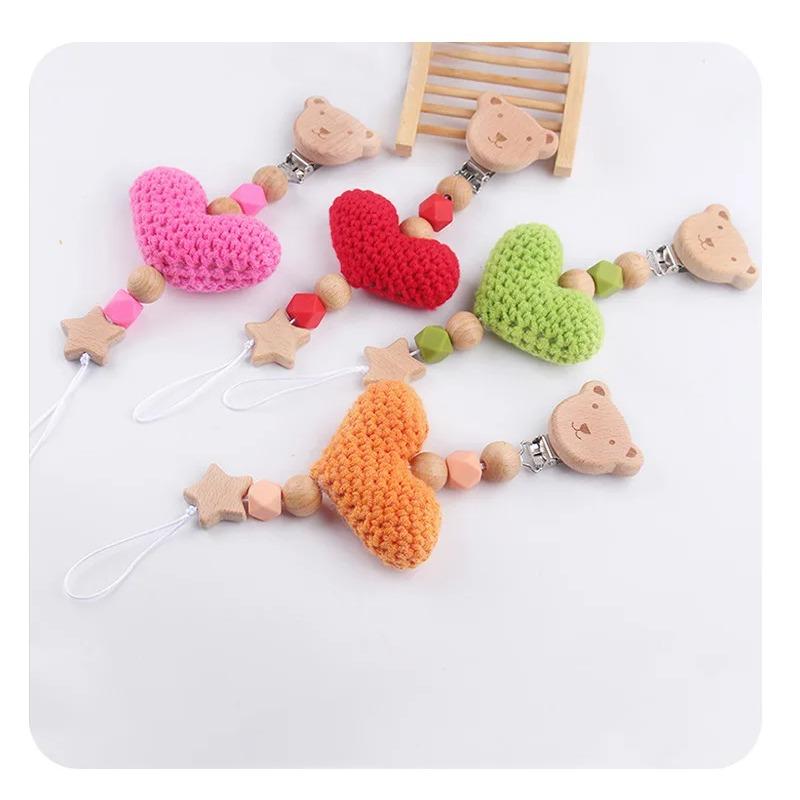 Cartoon Polar Bear Pacifier Clip – Handmade Wool & Silicone Teether Chain for Babies, Cute Anti-Loss Nipple Holder