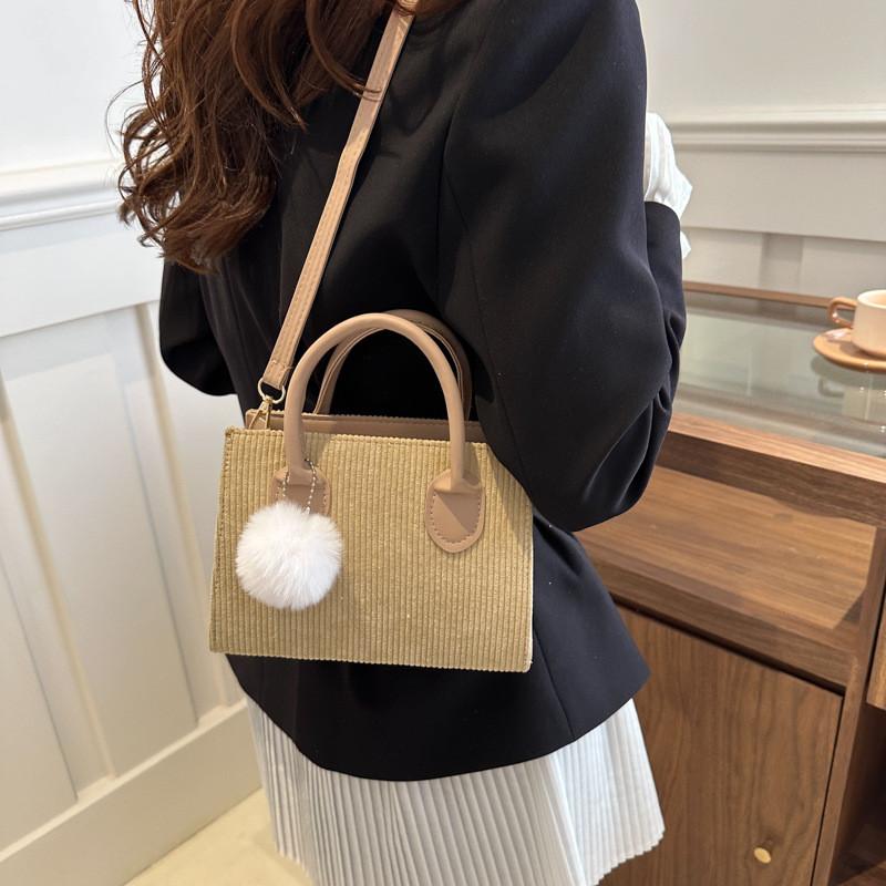 Fashionable Trendy Small Square Bag Versatile Pu Leather Handbag For Daily Use