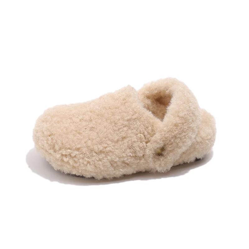 

2024 Детская обувь Ins Plush для девочек, зимняя новая мода в корейском стиле, мягкая подошва, нескользящая, универсальная, шикарная кожаная обувь 22