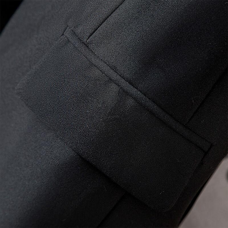 Women's Single-Button Lapel Vest