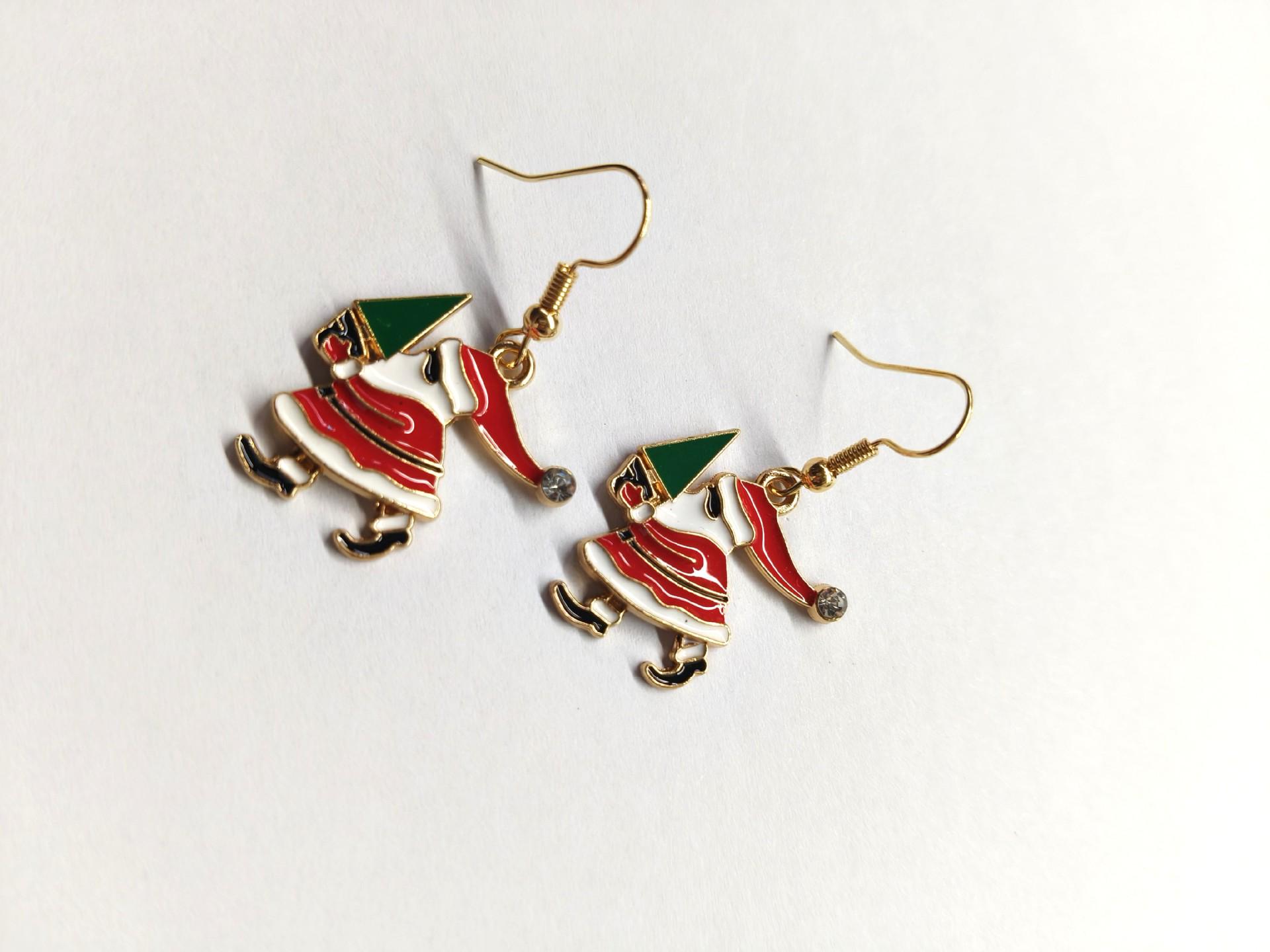 

Festive Drip Oil Santa Claus, Christmas Tree & Reindeer Earrings - Cute & Fashionable Ear Jewelry with Hooks