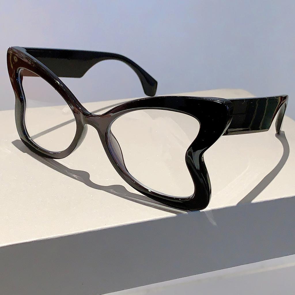 Oversized Butterfly Shape Sunglasses  New Arrival Stylish Vintage Multicolor Shades Trendy Brand Design Women Eyewear