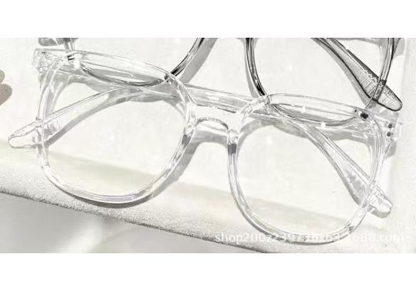 Cat's eye fashion flat glasses anti-blue light can be matched with myopia glasses square glasses frame retro glasses frame plain face