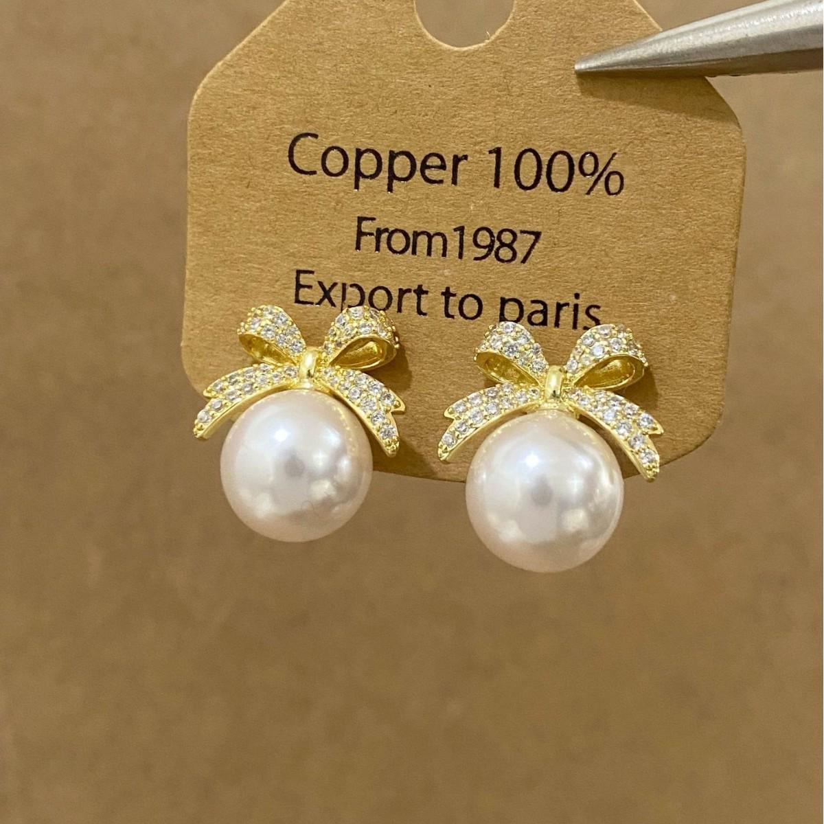 French Gold Zircon Bow Pearl Stud Earrings - Elegant, Fashionable Niche Design