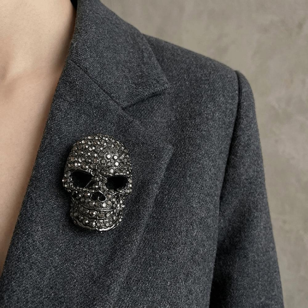 Rhinestone Retro Skull Pin Punk Style Gothic Skull Badge Lapel Pin  Halloween Party