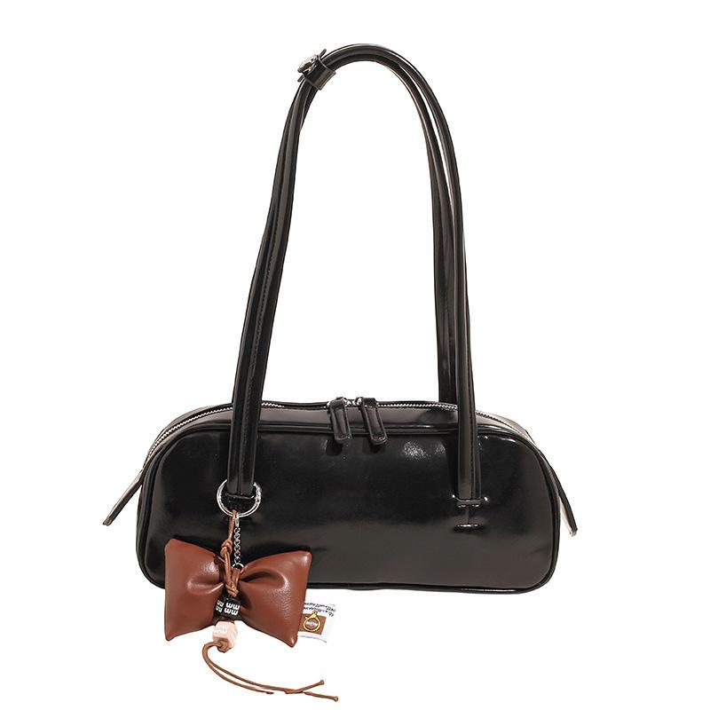 

Large capacity bag women s summer 2025 new fashion niche shoulder armpit bag work commuter pillow bag no pendant чёрный