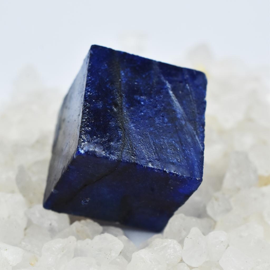 Blue Sapphire 90.60 Carat Natural Uncut Raw Rough CERTIFIED Loose Gemstone AR-3028-S