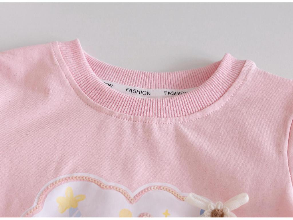 Rochie T-shirt cu mânecă lungă pentru fete, 2025, cu desen animat dulce și tivul fustei îmbinat