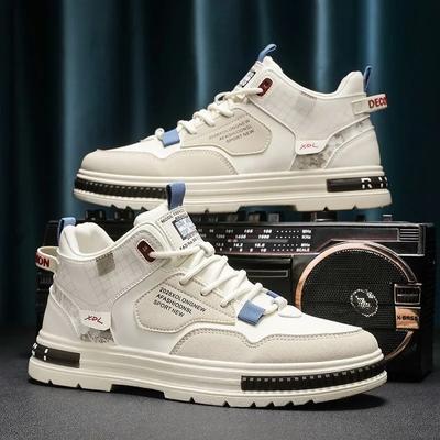 Neue Herren High-Top Sneaker für den Herbst Bequeme Plateauschuhe 2025 Trendige Atmungsaktive Schnür-Skateschuhe