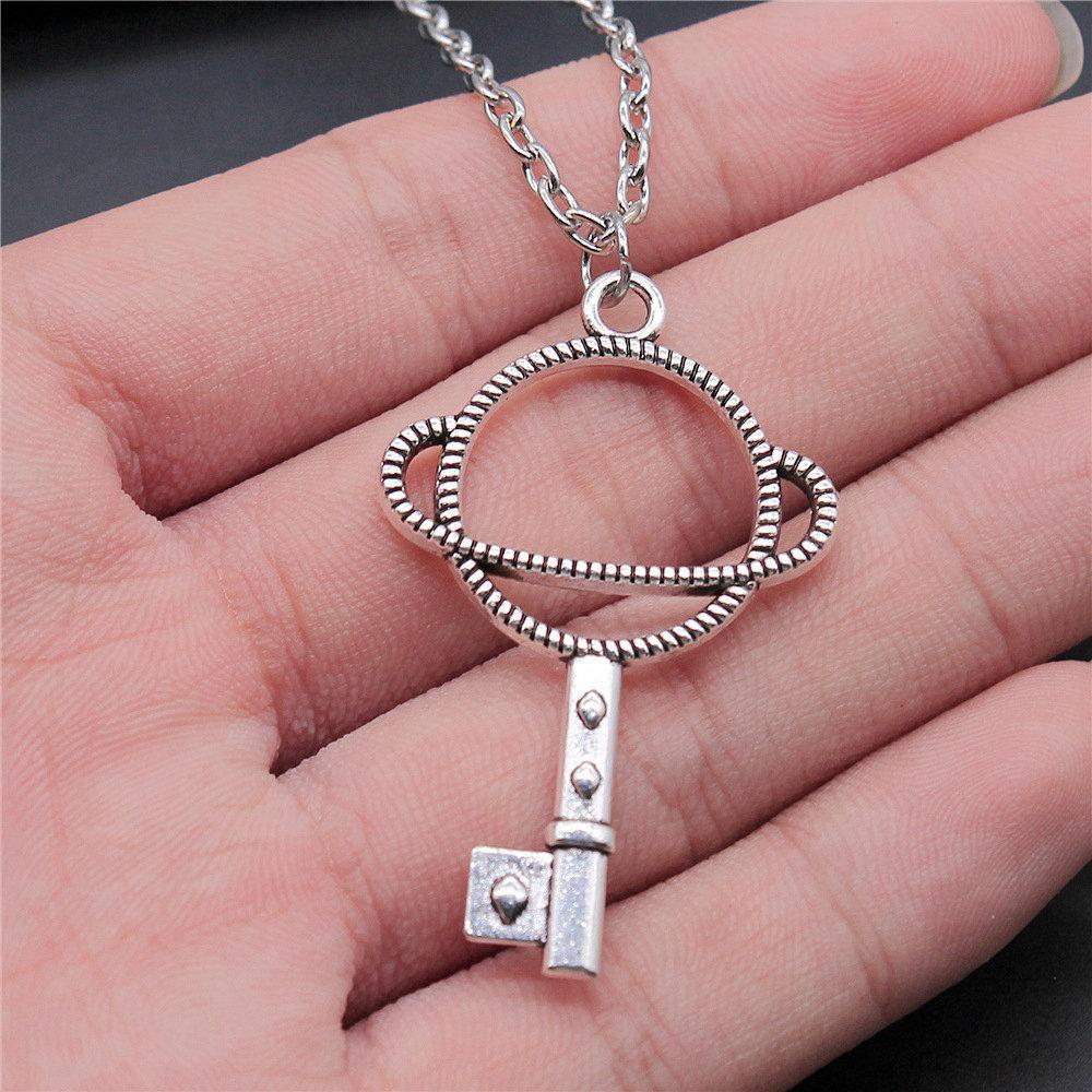 Openwork Resin Photo Frame Geometric Keys Pendant Antique Bronze Silver Metal Friend Collar Necklace