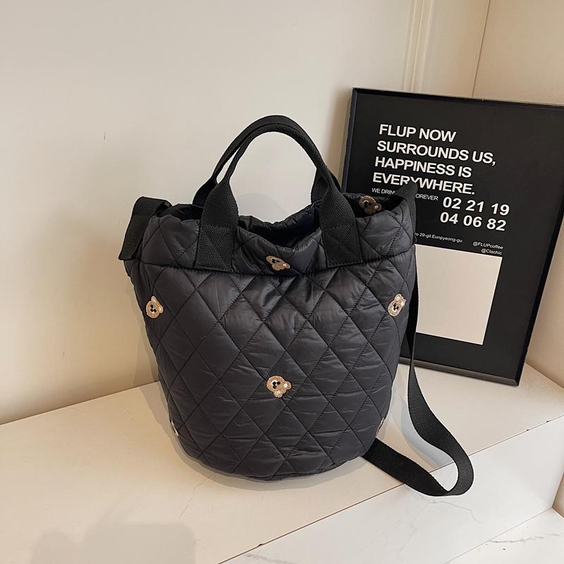 Большая вместительная сумка-тоут для учебы — фото 14