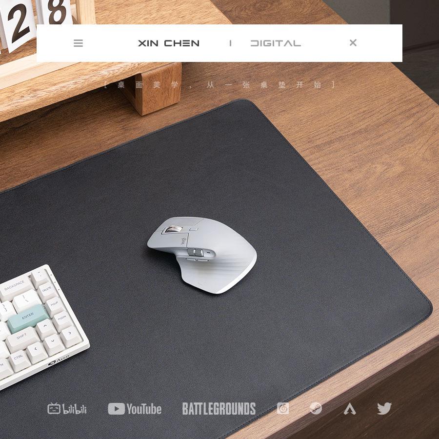 Extra-Large Non-Slip Leather Mouse Pad with Customizable Solid Color and Locked Edge