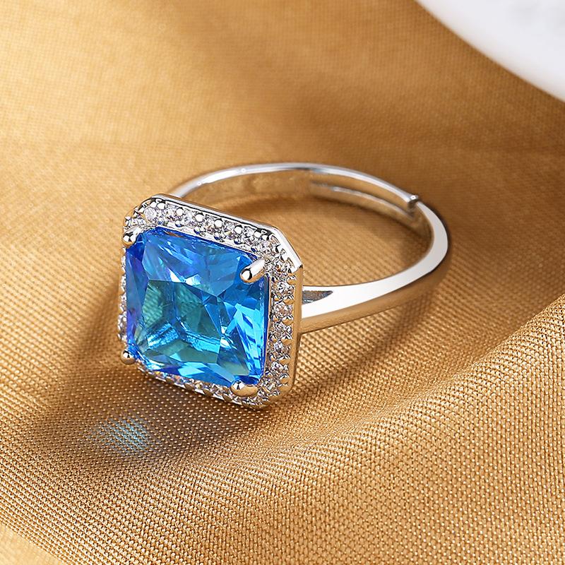 Niche Design Sense Light Luxury Octagonal Square Ring Women'S Fashion Temperament Color Zir*****Pen Ring Drainage