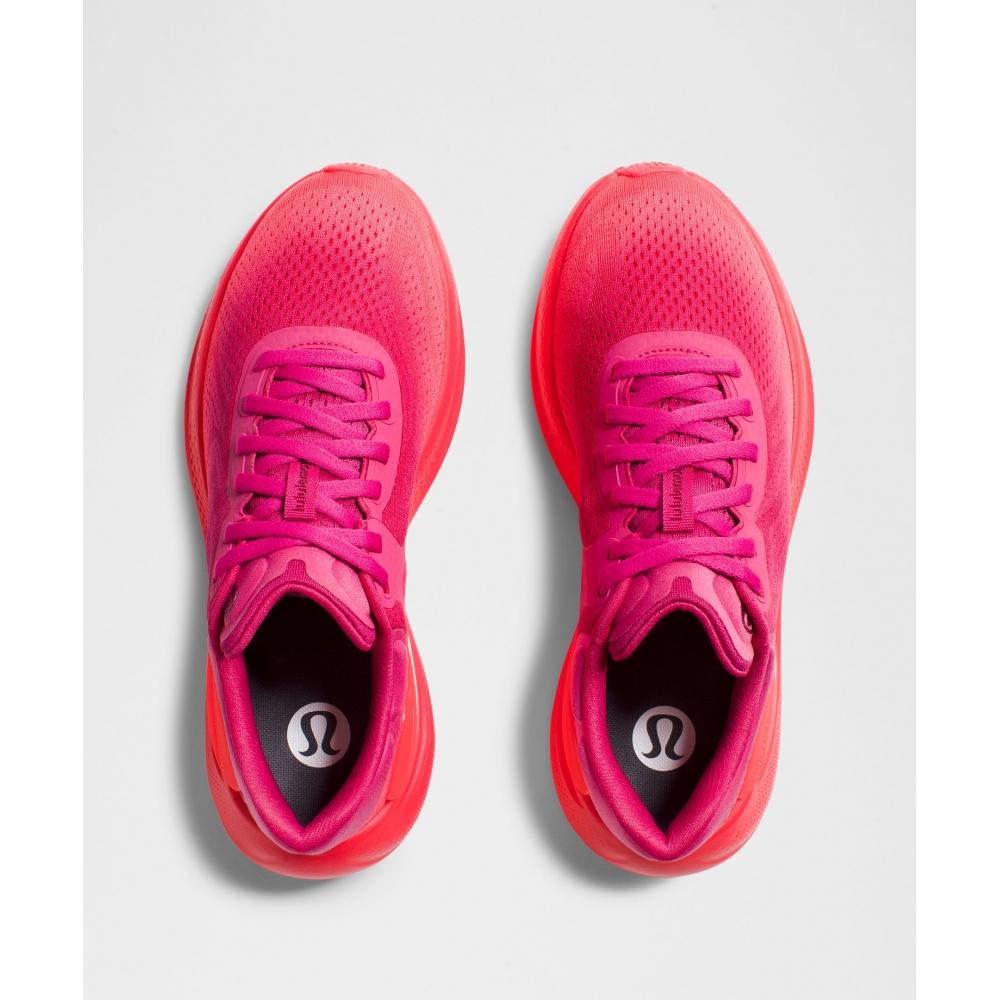Lululemon Women S Beyondfeel Running Shoe raSpberry couliS Star burSt Bright Burgundy Bay