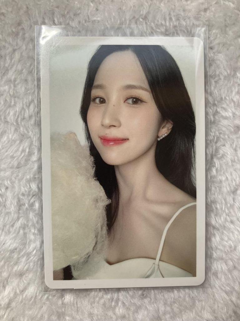 [USED] TWICE Hare Hare First Press Limited Edition A Momo Mina
