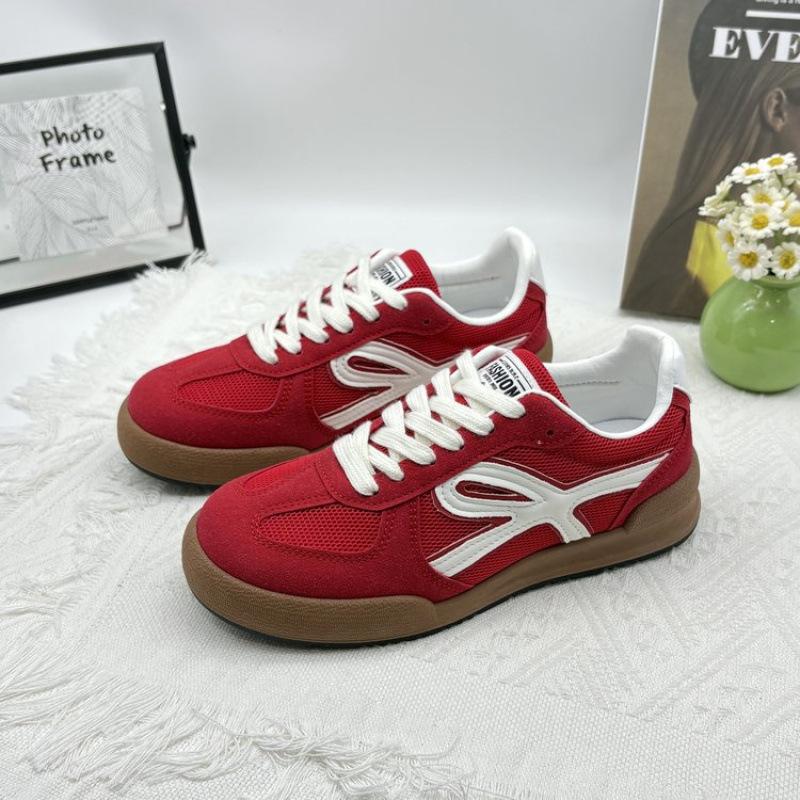 Lightweight New 2025 Spring and Autumn German Training Shoes Women's Versatile Sports and Leisure Shoes Board Shoes, Sports and Leisure Shoes, Casual