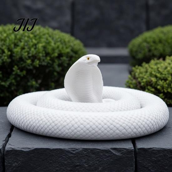 Film Television Props Realistic Fake Snake Toy, Soft TPR Cobra-Style Prank Prop for Halloween Party, Educational Biology Teaching Aid Bendable